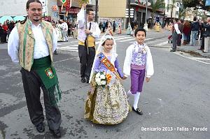 50- Parade 098